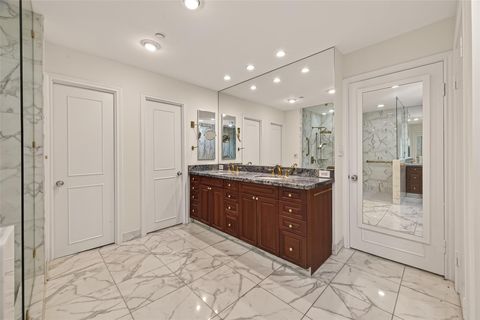 Tiny photo for 5100 San Felipe Street #194, Houston, TX 77056 (MLS # 79364622)