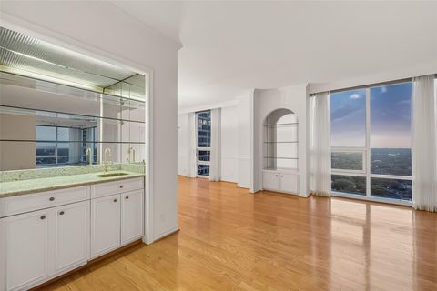 Tiny photo for 5100 San Felipe Street #194, Houston, TX 77056 (MLS # 79364622)