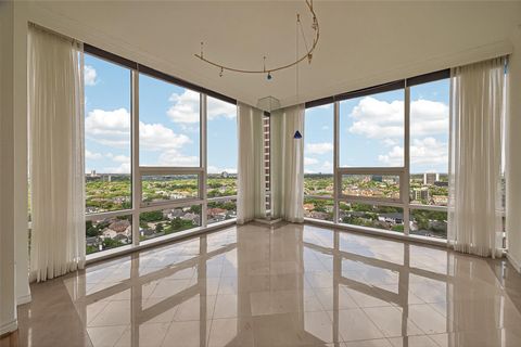 Tiny photo for 5100 San Felipe Street #194, Houston, TX 77056 (MLS # 79364622)