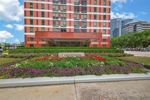 Tiny photo for 5100 San Felipe Street #194, Houston, TX 77056 (MLS # 79364622)