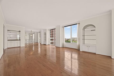 Tiny photo for 5100 San Felipe Street #194, Houston, TX 77056 (MLS # 79364622)