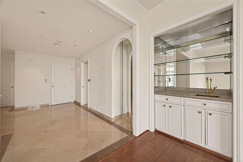 Tiny photo for 5100 San Felipe Street #194, Houston, TX 77056 (MLS # 79364622)