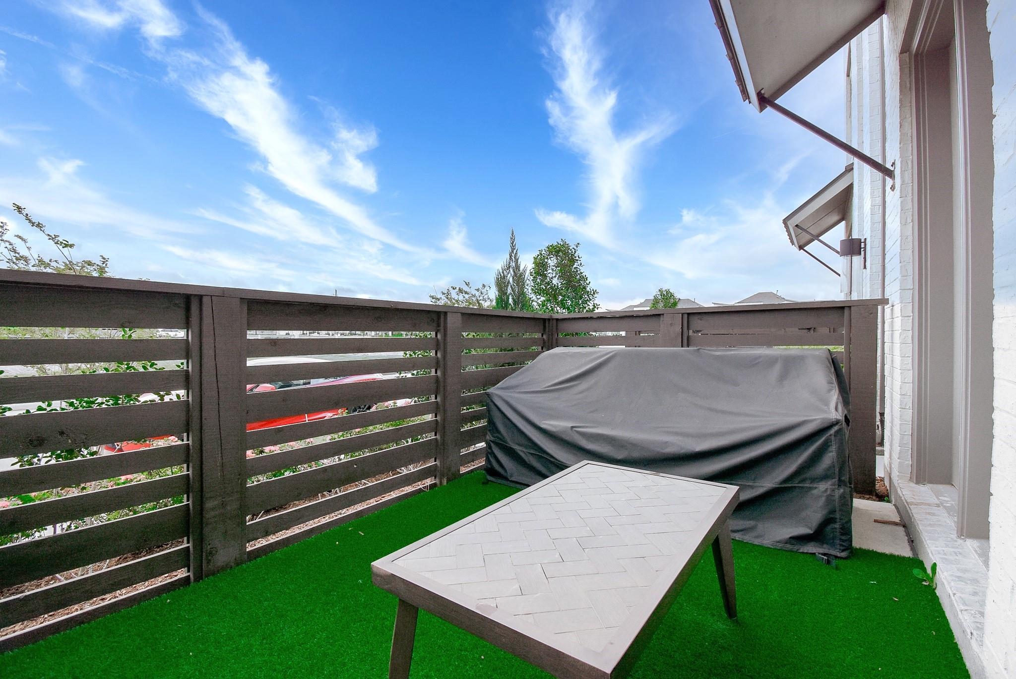 16635 Bristol Steel Lane