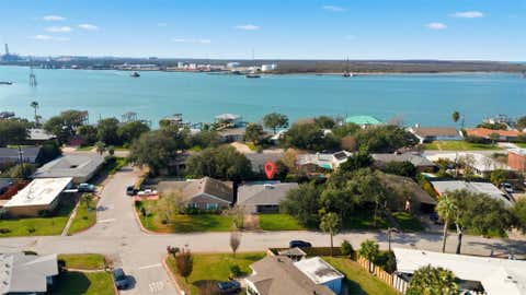 Homes For Sale - 1205 Marine Drive<br/> Galveston County, Galveston, TX 77550