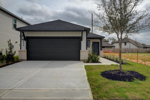 Photo of 8038 Magnolia Prairie Lane, Cypress, TX 77433 (MLS # 72081690)