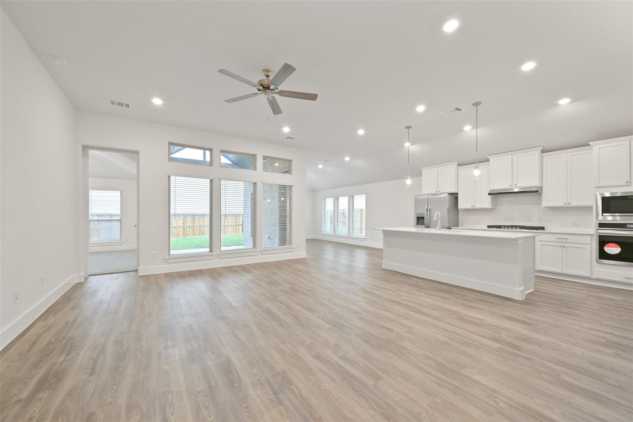 1541 Apache Heights Drive