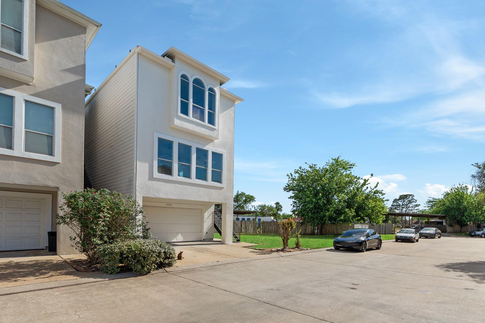 12606 Panther Villa Court