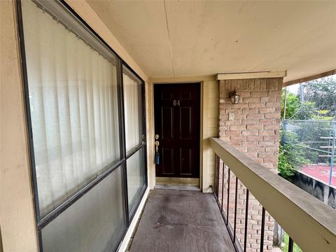 1881 Bering Drive 64 Houston TX 77057
