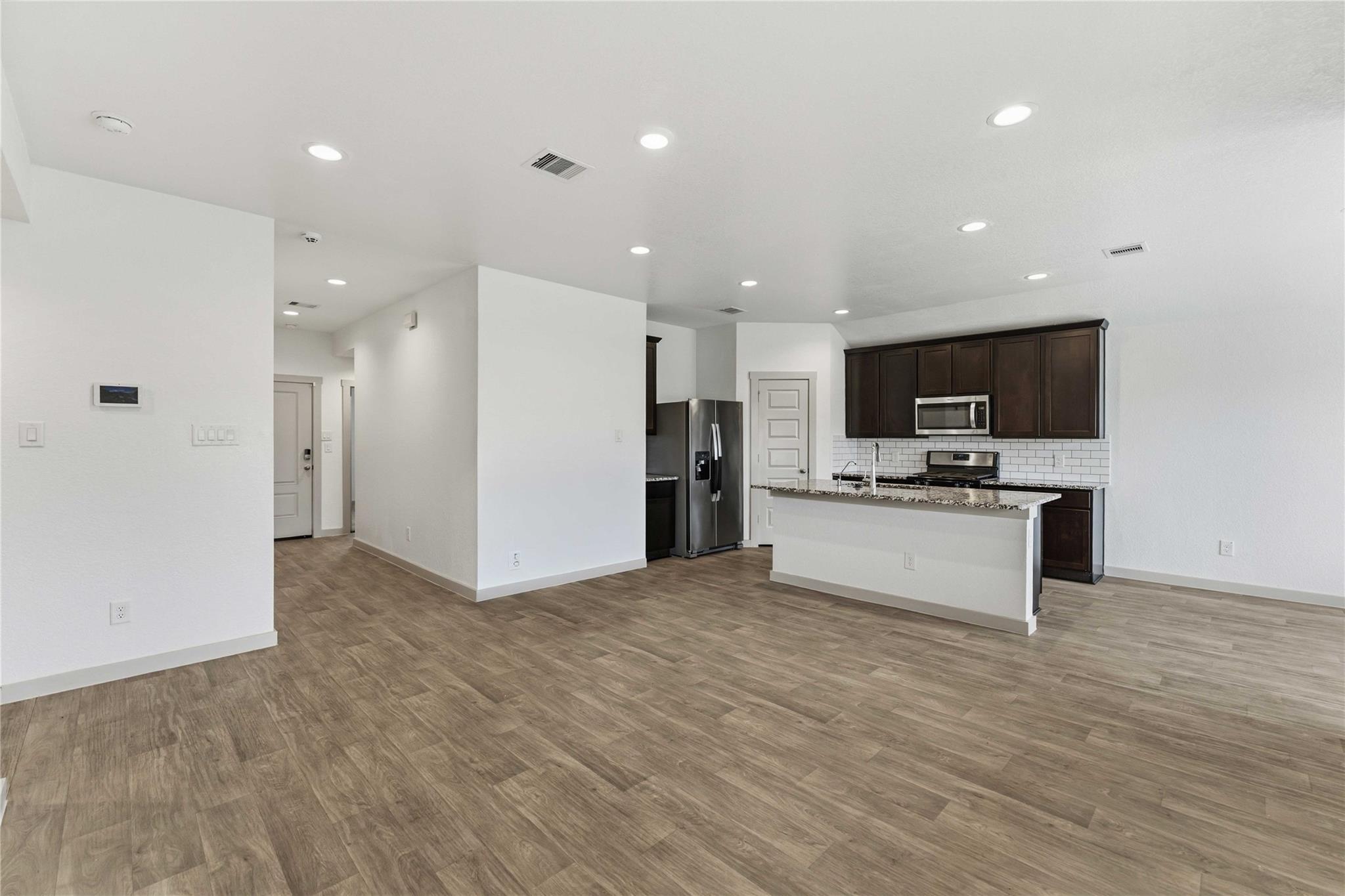 8127 Molasses Way