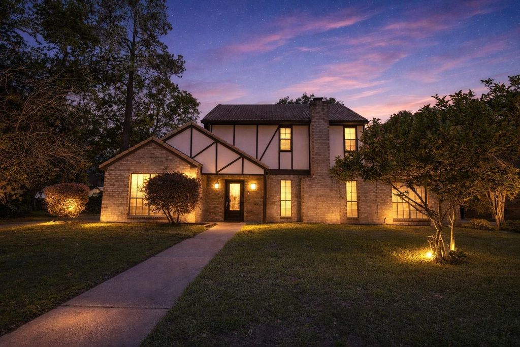 Photo of 7811 17th Green Drive, Humble, TX 77346 (MLS # 12276036)