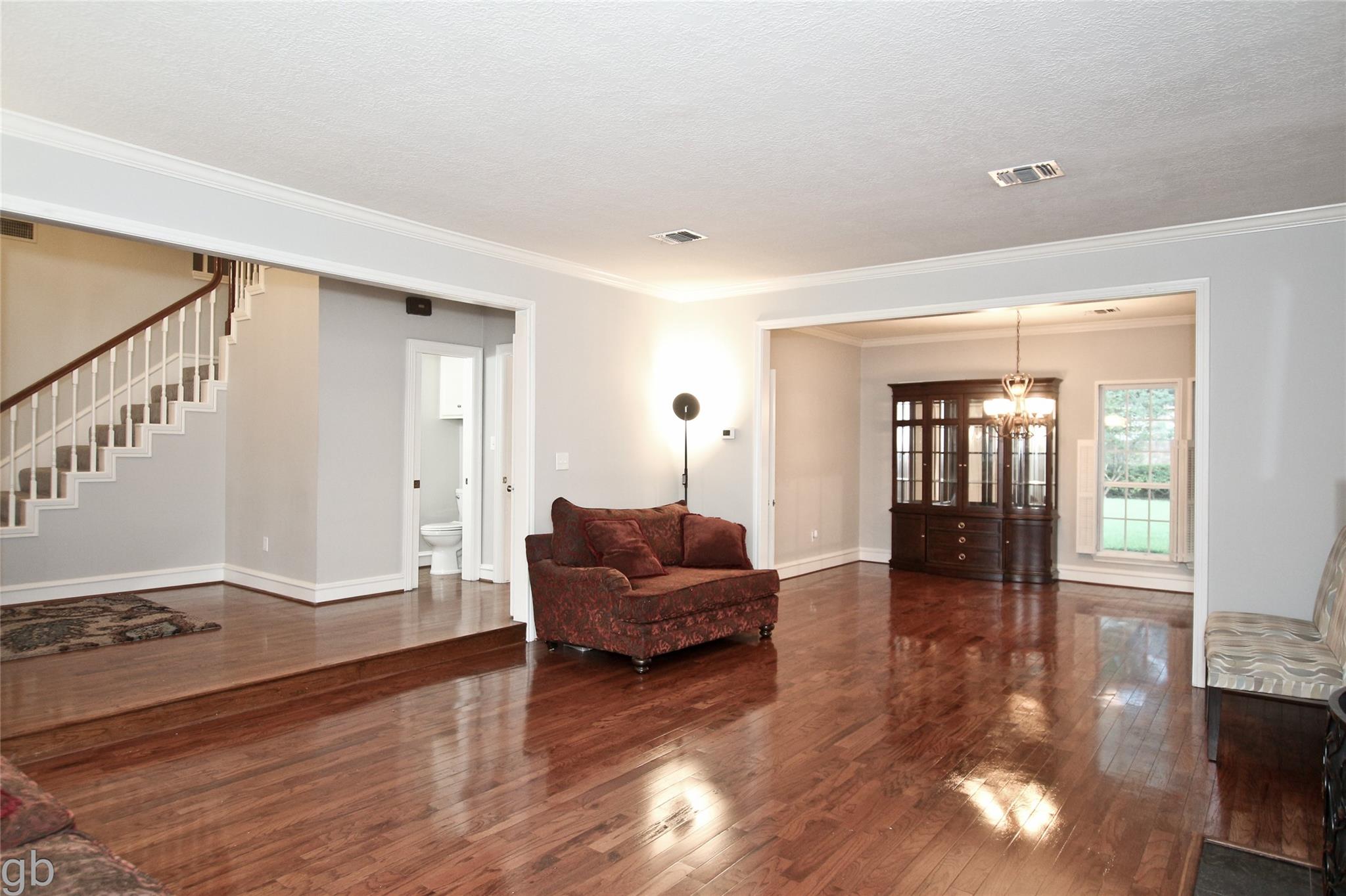 2918 Deer Creek Drive