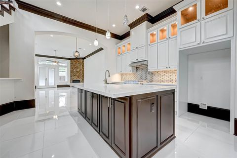 Photo of 825 W 16th Street #A, Houston, TX 77008 (MLS # 8930469)