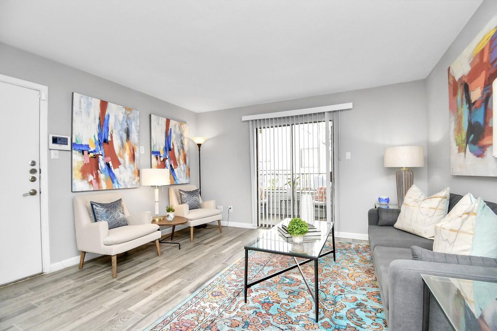 Photo of 2701 W Bellfort Avenue #1001, Houston, TX 77054 (MLS # 66798161)