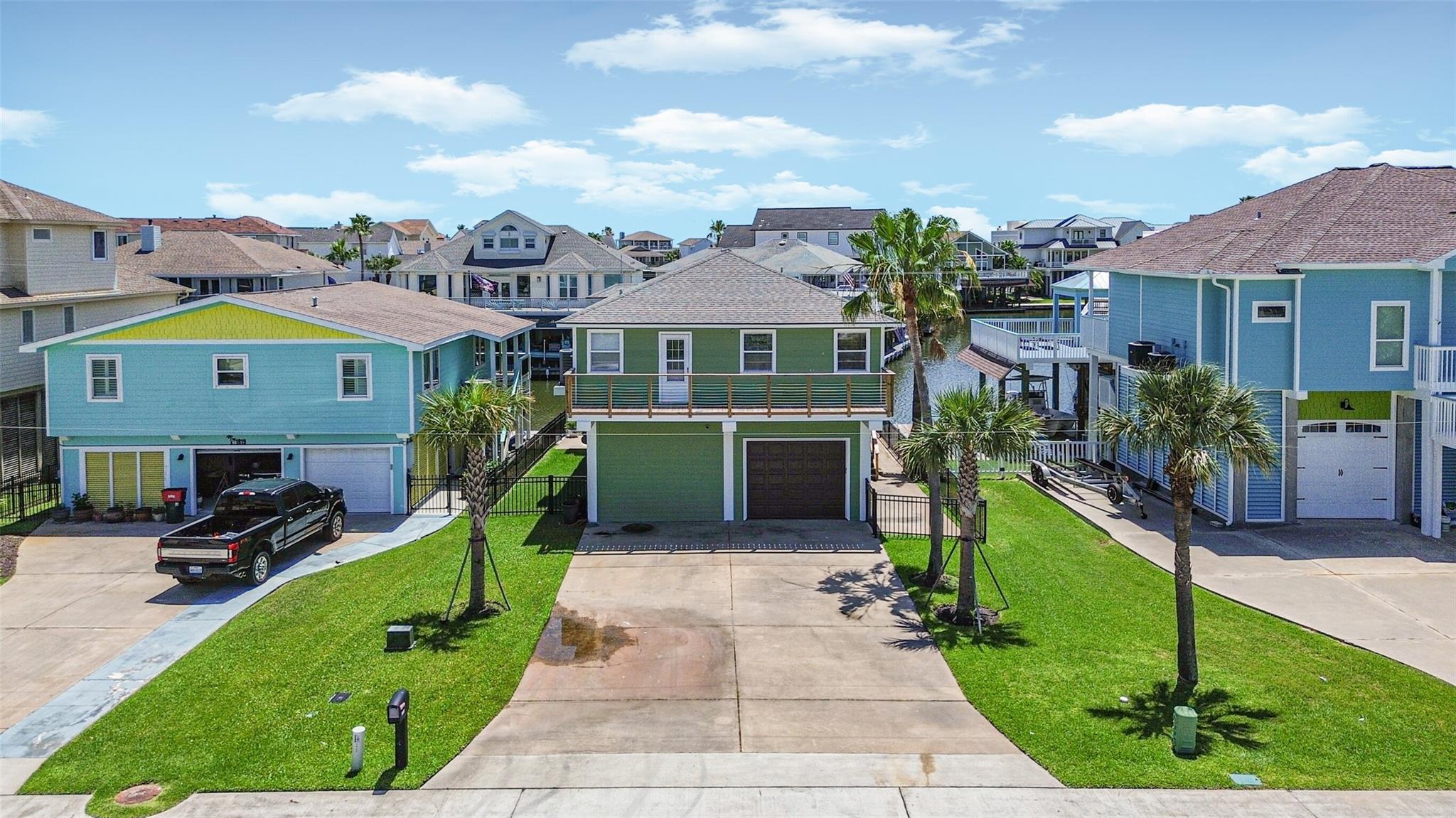 1823 Tiki Drive