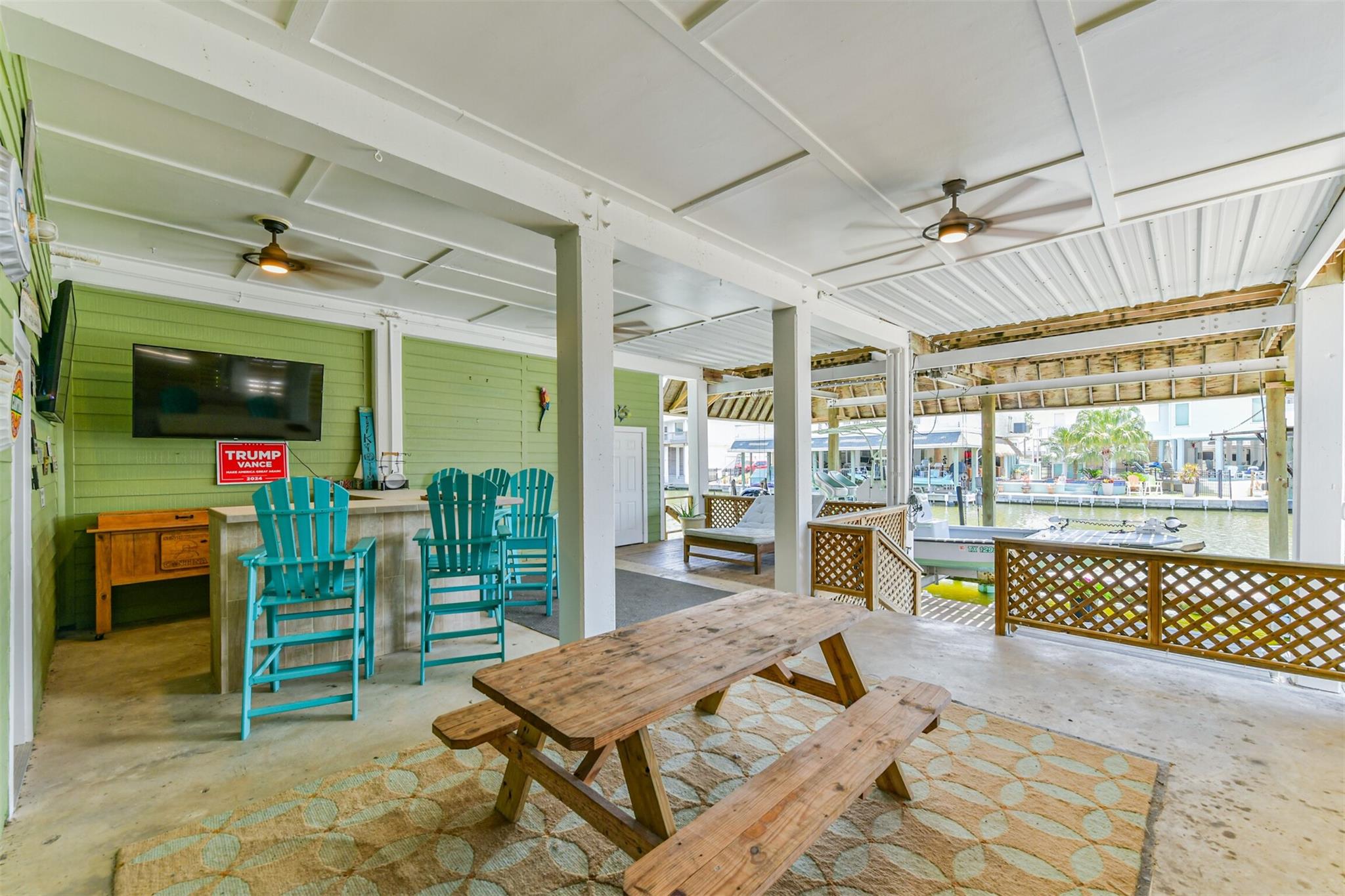 1823 Tiki Drive