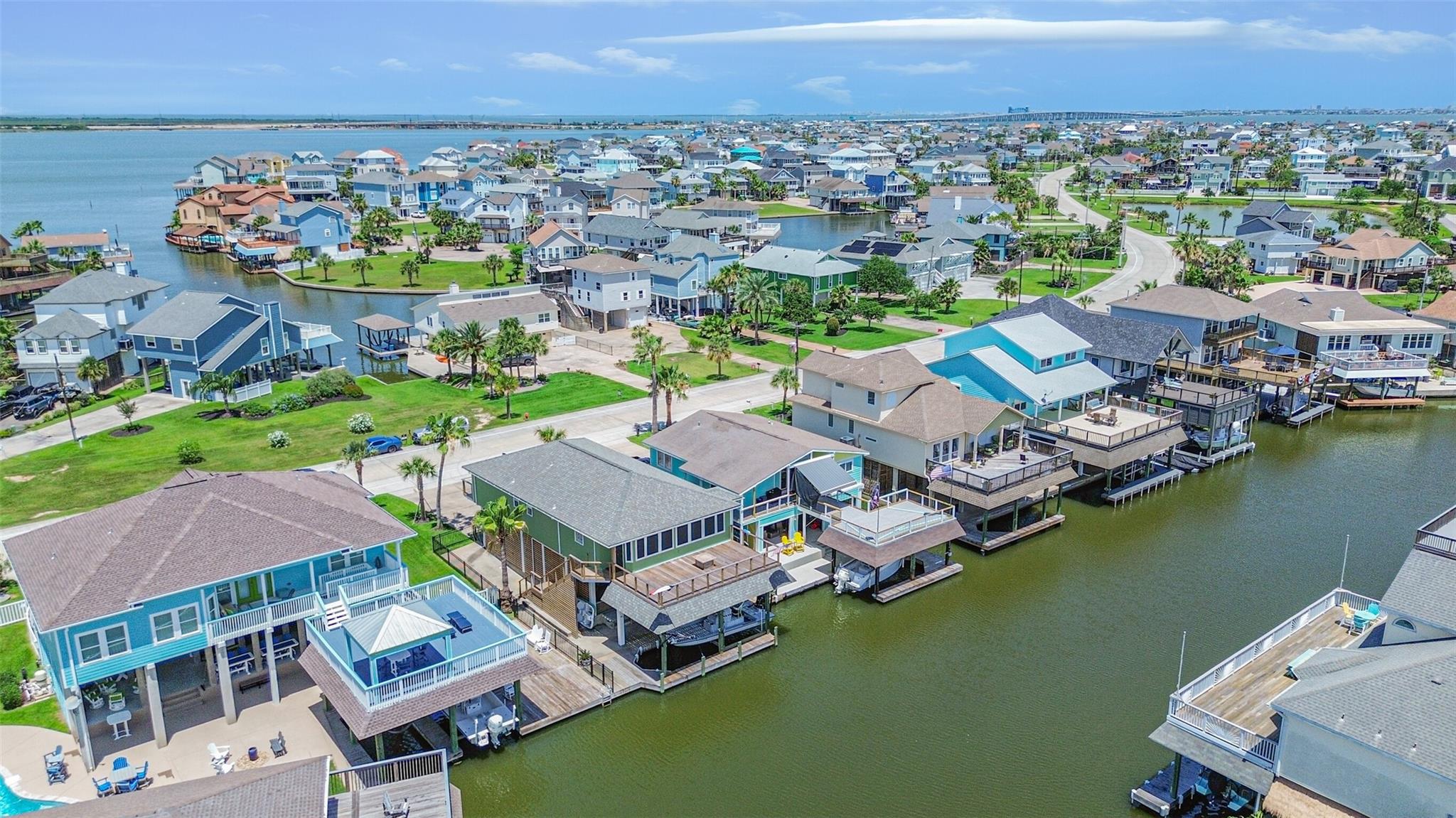 1823 Tiki Drive