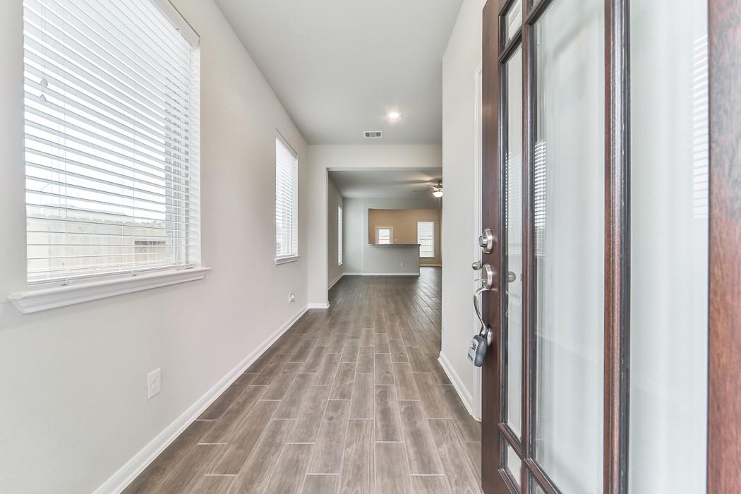 19556 Stripe Hill Bend