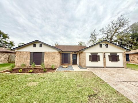 477 Oyster Creek Court Richwood TX 77531