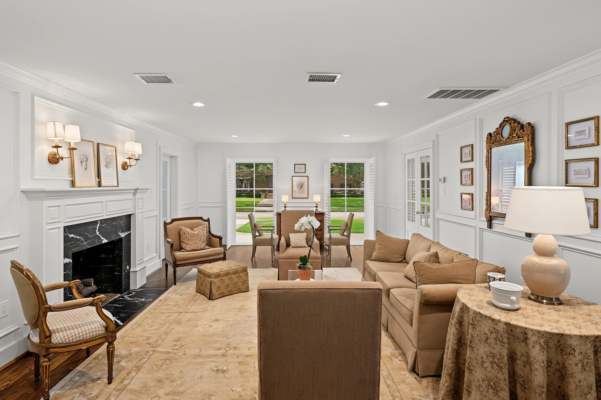 3444 Meadow Lake Lane