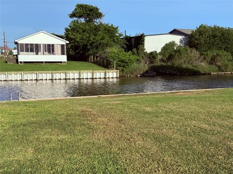 Photo of 2041 County Road 201, Sargent, TX 77414 (MLS # 66198430)