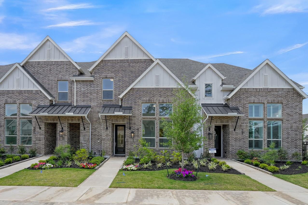 333 Fields Lane