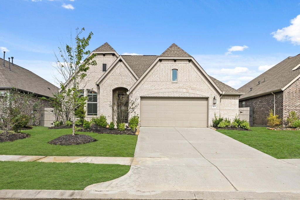 Photo of 15019 Mulberry Hallow Street, Conroe, TX 77302 (MLS # 55515839)