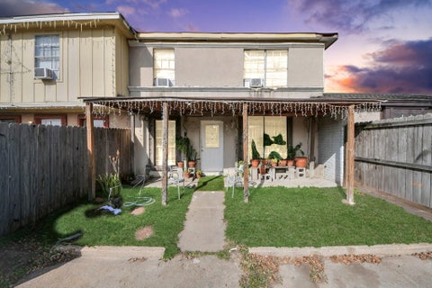 Photo of 5106 Ingomar Way, Houston, TX 77053 (MLS # 3775575)