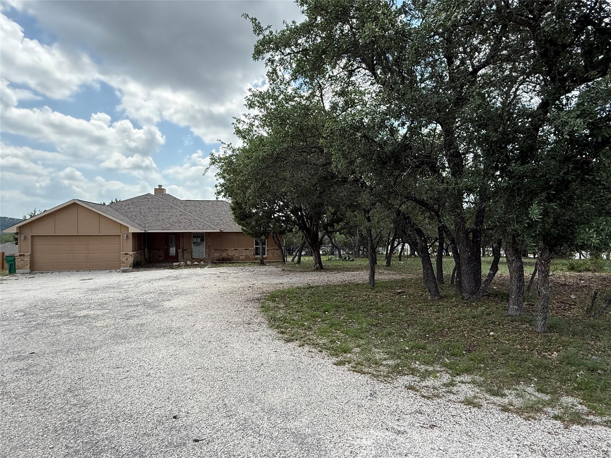 21607 Santa Carlo Avenue