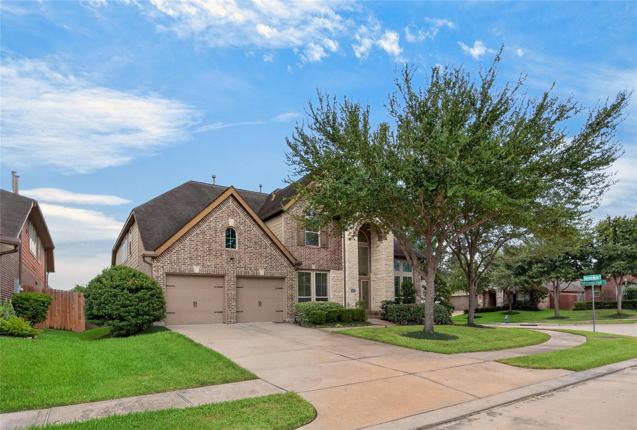 3505 Harvest Moon Lane
