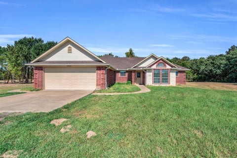 Photo of 525 Peach Tree Road, Mabank, TX 75156 (MLS # 79448215)