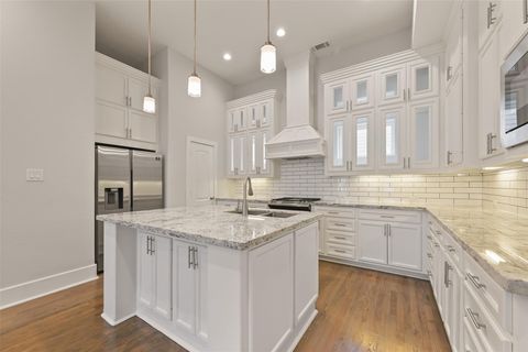 Tiny photo for 2020 Mcgowen Street #20, Houston, TX 77004 (MLS # 43157053)