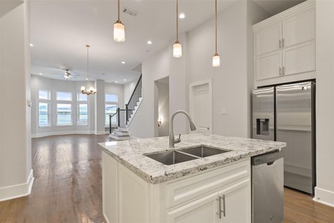 Tiny photo for 2020 Mcgowen Street #20, Houston, TX 77004 (MLS # 43157053)