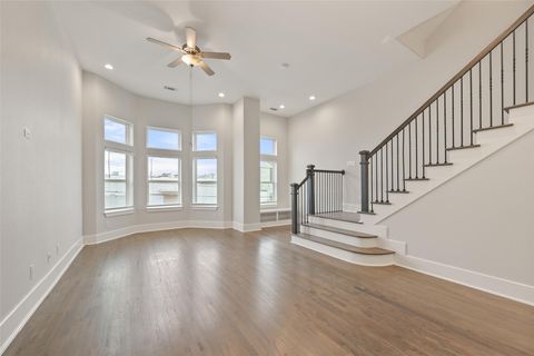 Tiny photo for 2020 Mcgowen Street #20, Houston, TX 77004 (MLS # 43157053)