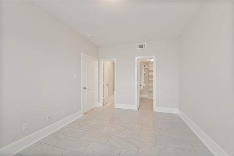 Tiny photo for 2020 Mcgowen Street #20, Houston, TX 77004 (MLS # 43157053)