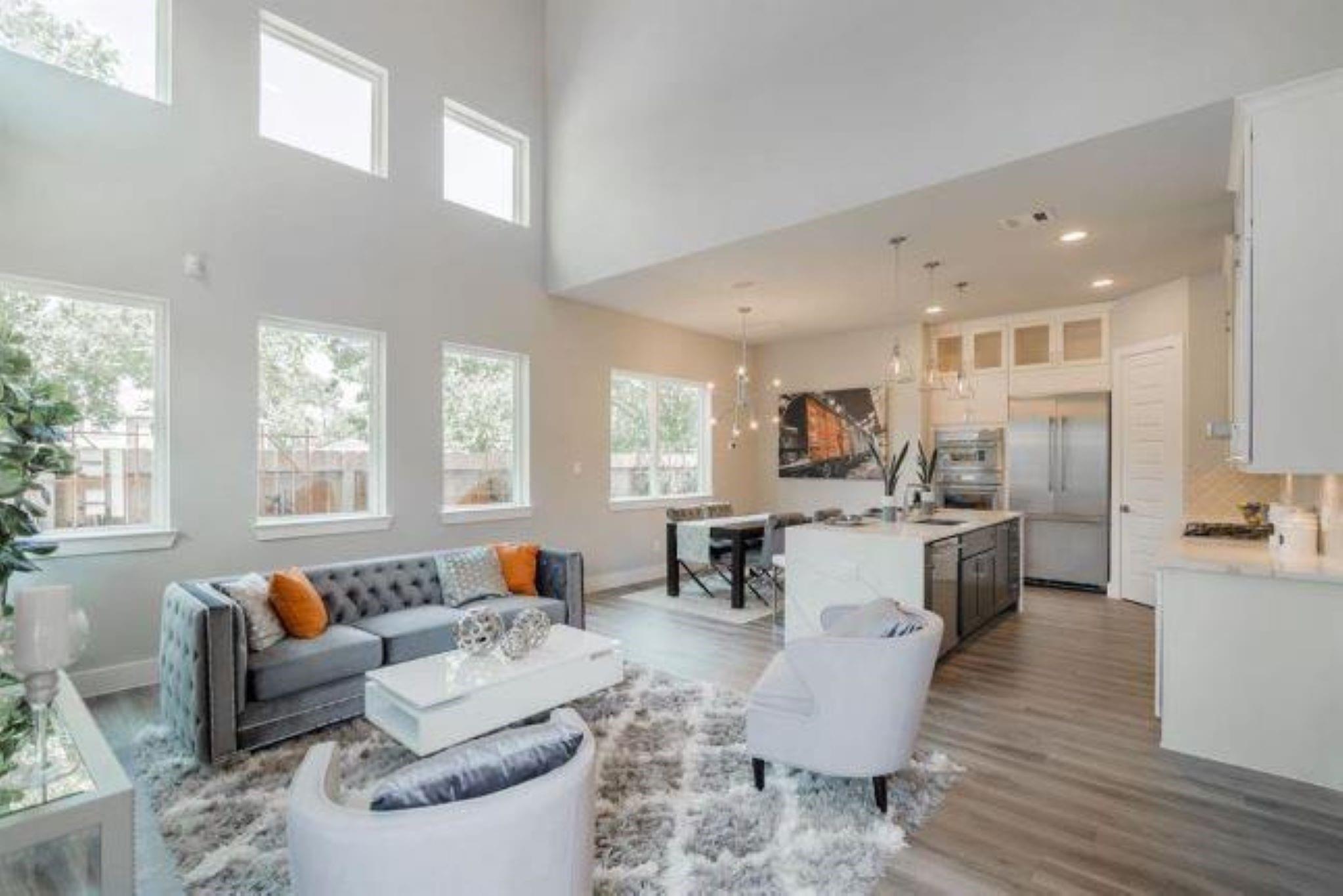 1414 W 34th 1/2 Street