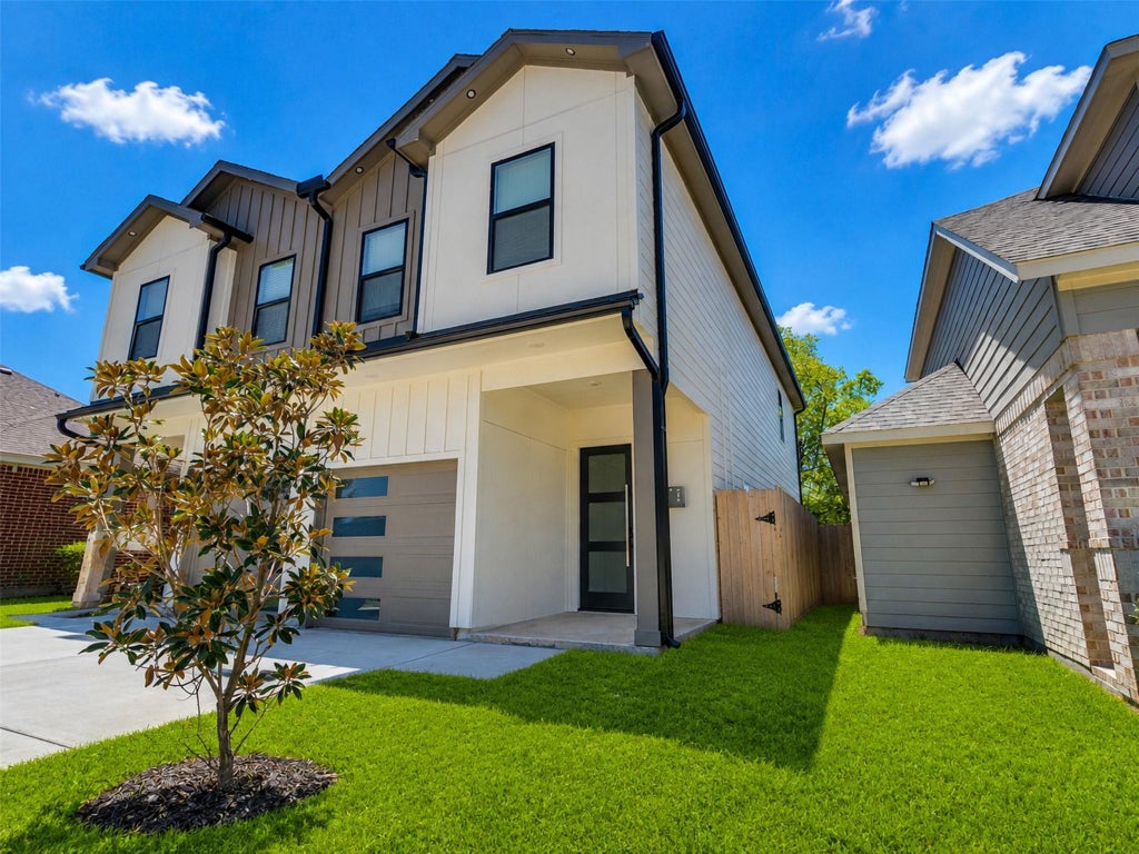 Photo of 7980 Angus Street #B, Houston, TX 77028 (MLS # 55794069)