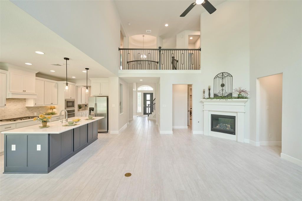 Photo of 237 Patina Sorrel Drive, Montgomery, TX 77316 (MLS # 93876431)