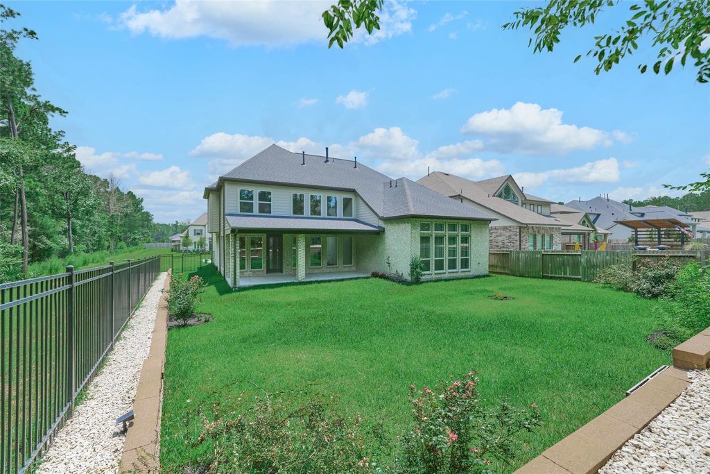 Photo of 237 Patina Sorrel Drive, Montgomery, TX 77316 (MLS # 93876431)