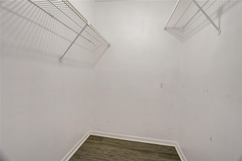 Tiny photo for 3015 Walnut Bend Lane #35, Houston, TX 77042 (MLS # 38268430)