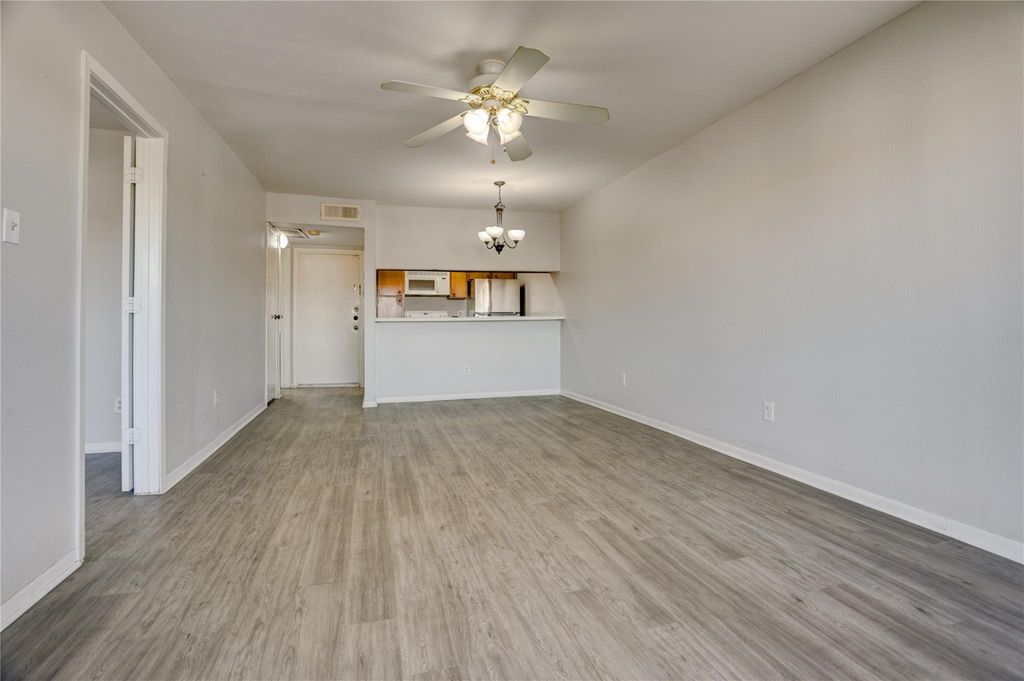 Photo of 3015 Walnut Bend Lane #35, Houston, TX 77042 (MLS # 38268430)