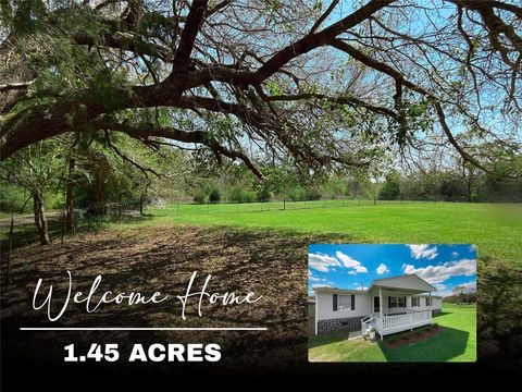 Homes For Sale - 3854 County Road 2604<br/> Cherokee County, Alto, TX 75925