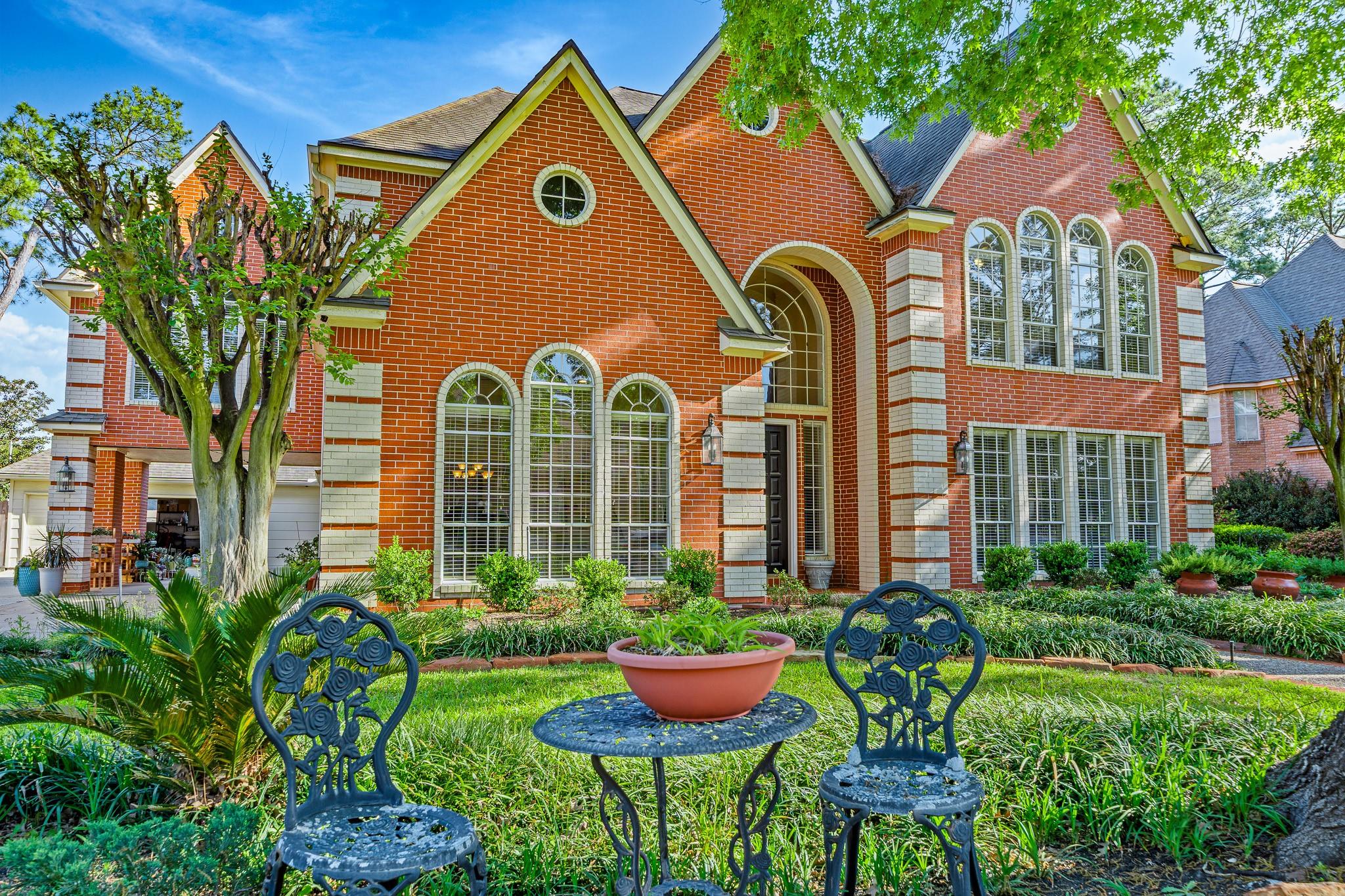 5415 Autumn Breeze Court