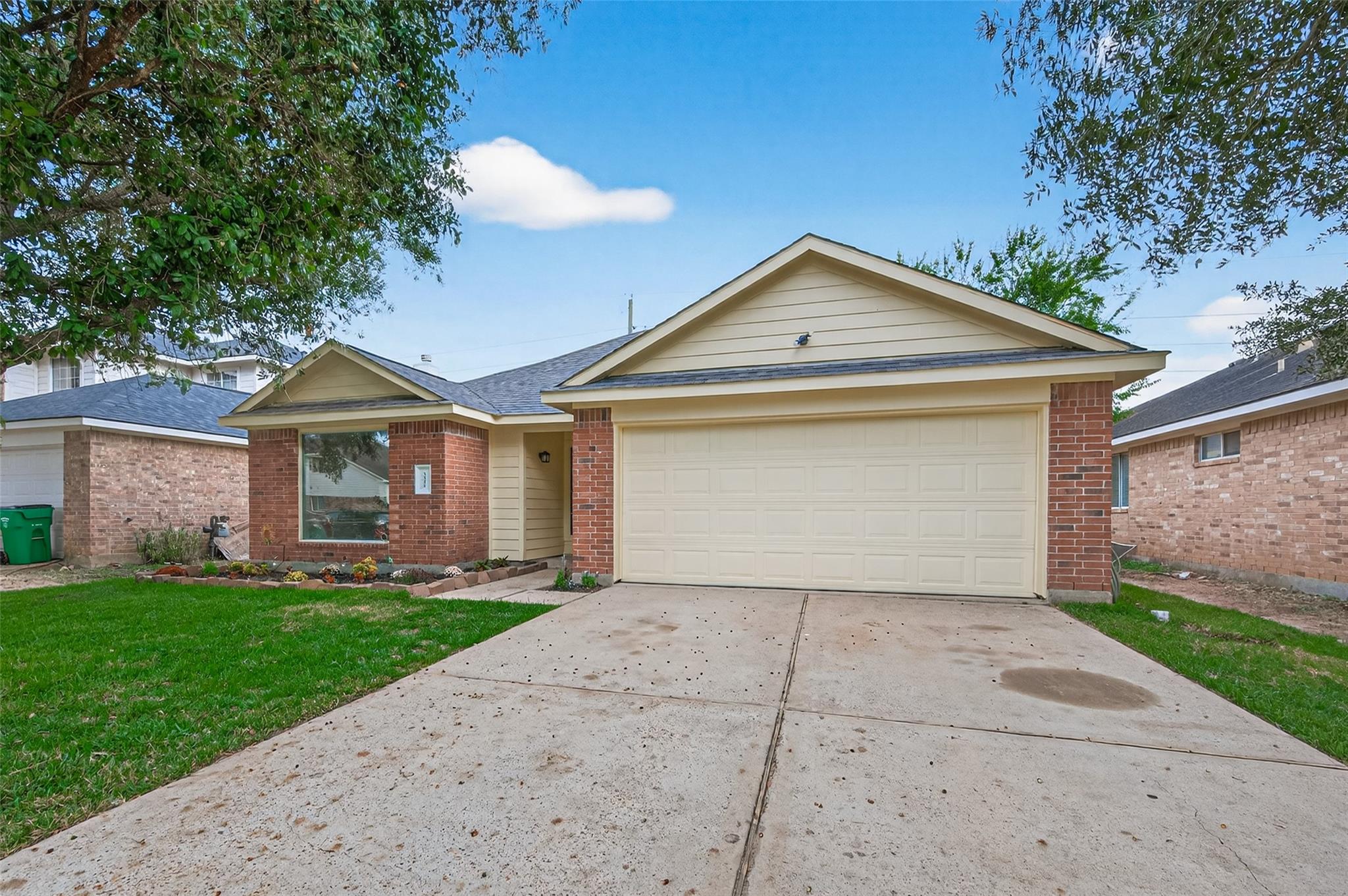 3322 Brackenfern Road