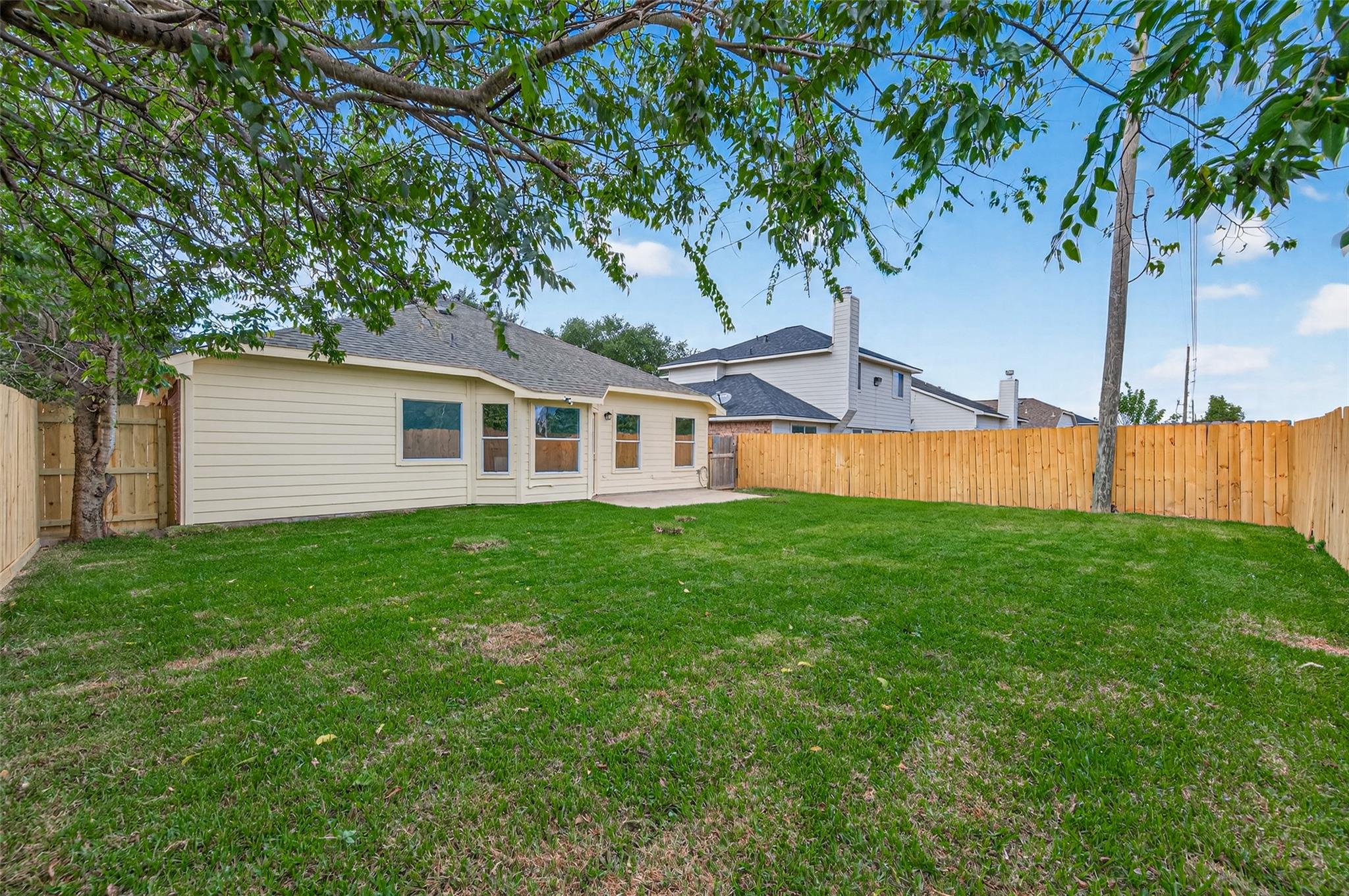 3322 Brackenfern Road
