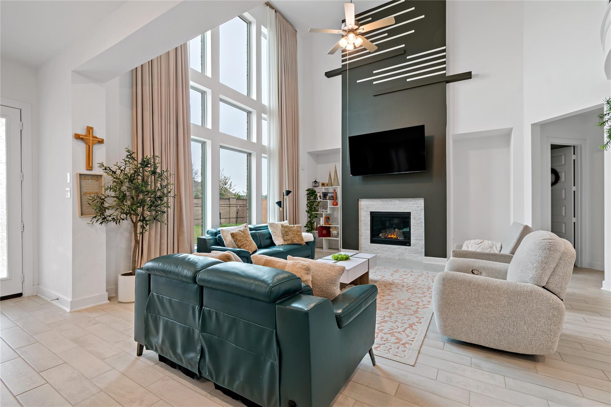 11111 Zinnias Court