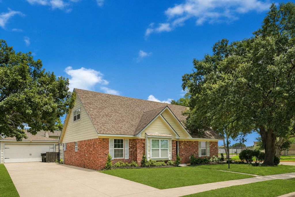 Photo of 539 Belwin Drive, Katy, TX 77450 (MLS # 58234274)