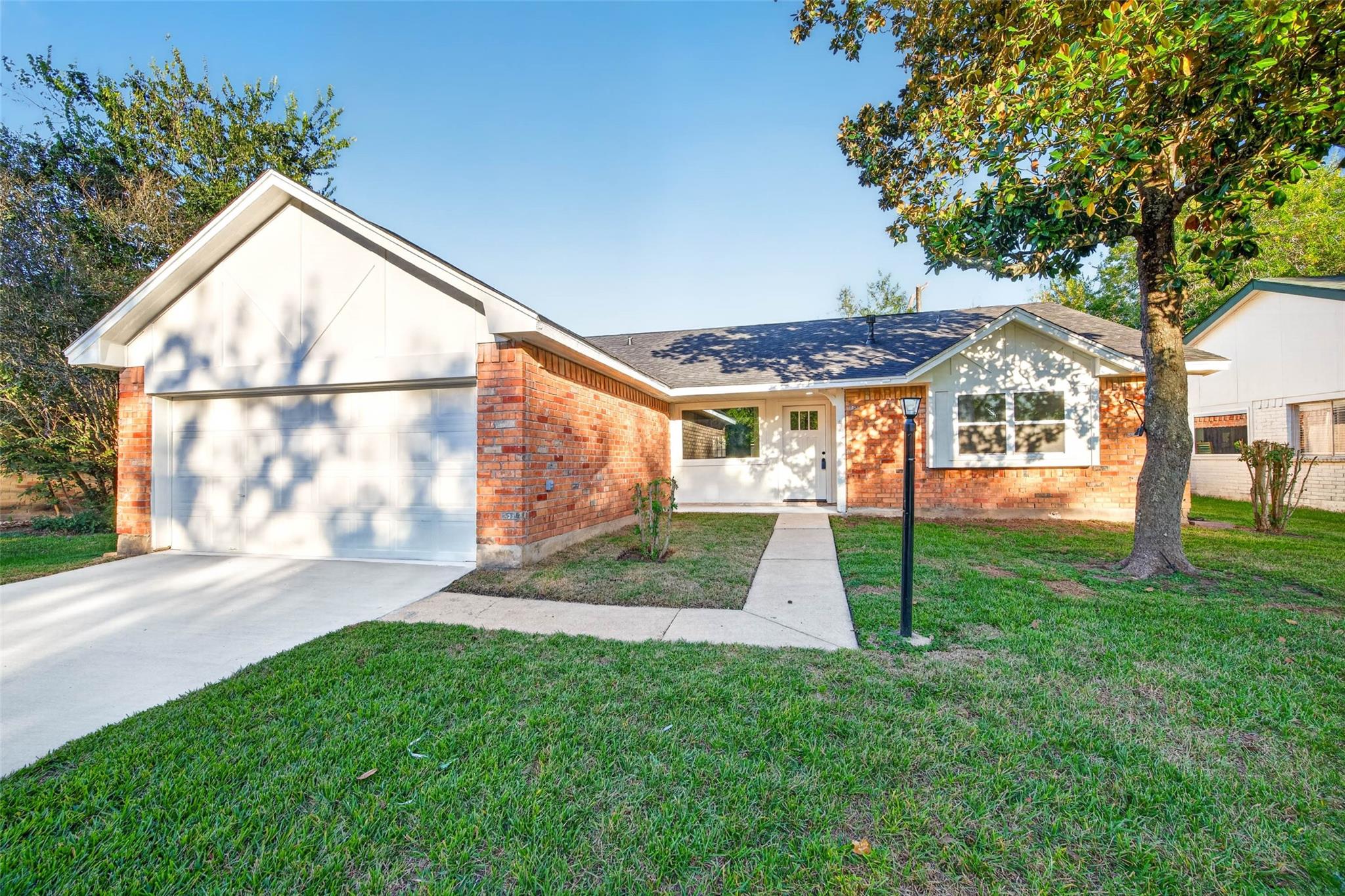 606 Old Colony Drive