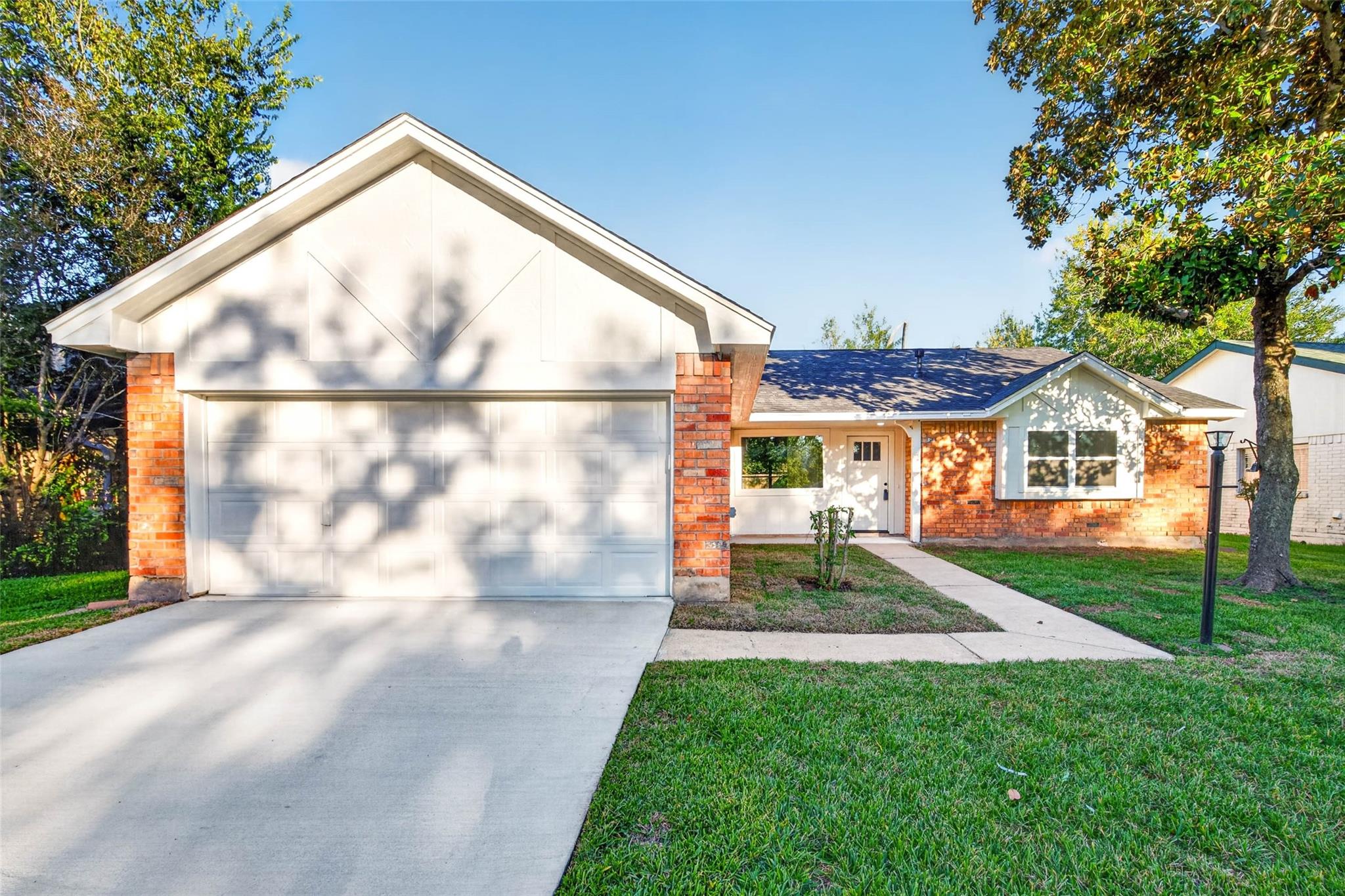 606 Old Colony Drive