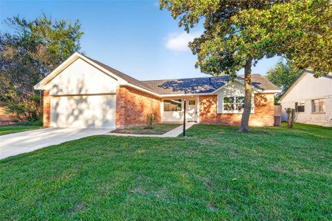 Photo of 606 Old Colony Drive, Richmond, TX 77406 (MLS # 14600414)