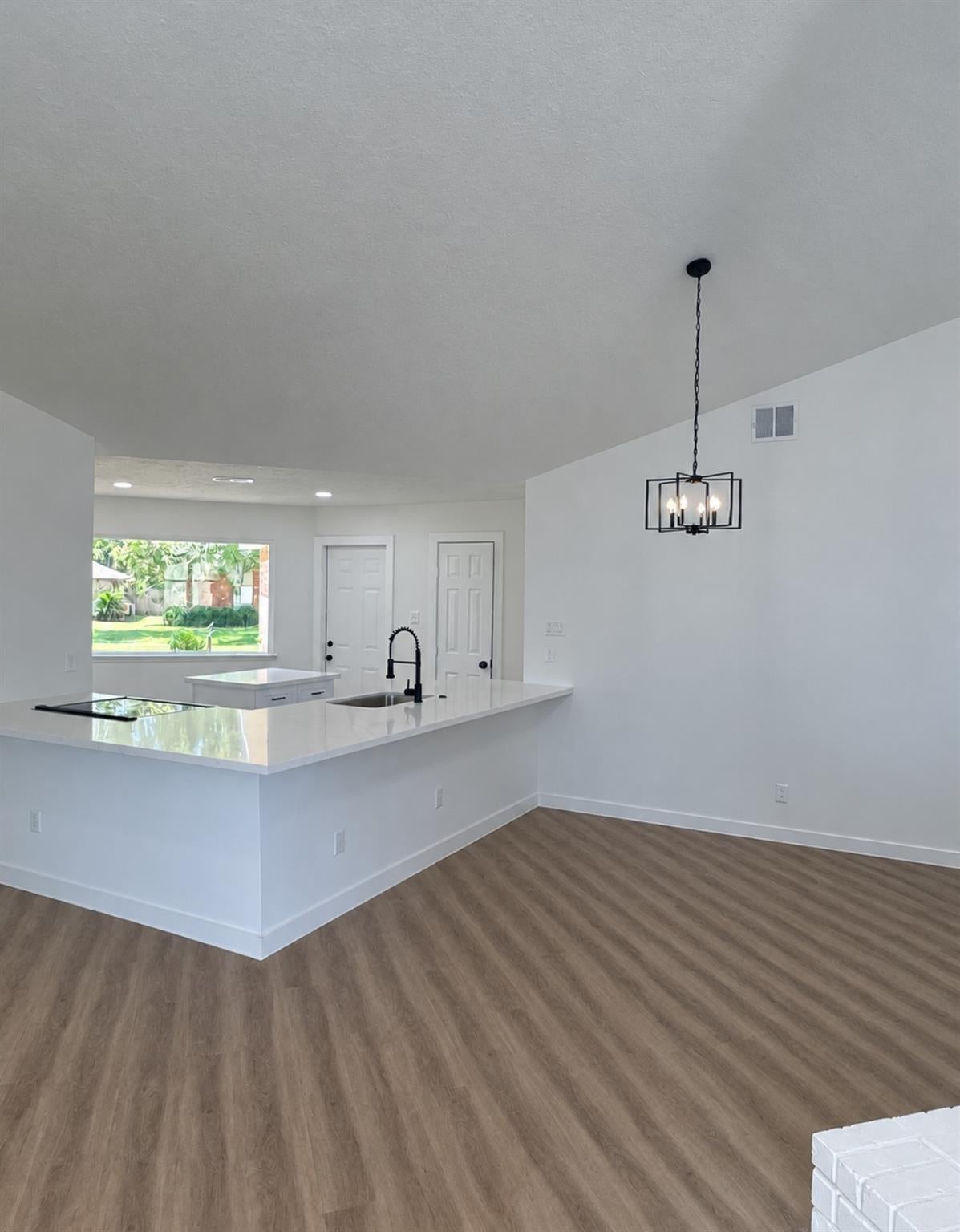 606 Old Colony Drive